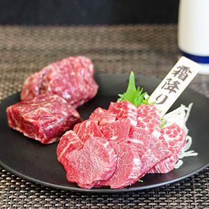 馬刺し 上霜降り100g【冷凍便】